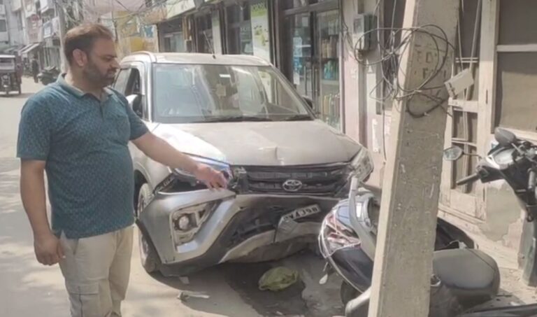 ਲੁਧਿਆਣਾ ’ਚ ਤੇਜ਼ ਰਫਤਾਰ ਬਰੀਜ਼ਾ ਗੱਡੀ ਦਾ ਕਹਿਰ; 2 ਐਕਟਿਵਾ, ਇਕ ਸਕੂਟਰ ਤੇ ਇਕ ਸਾਈਕਲ ਨੂੰ ਮਾਰੀ ਟੱਕਰ