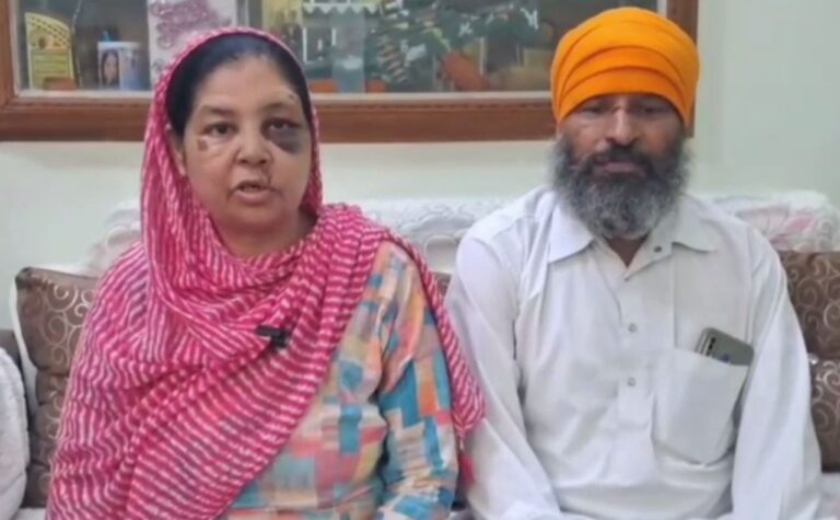 ਗੁਰਦਾਸਪੁਰ ’ਚ ਝਪਟਮਾਰਾਂ ਦੇ ਹਮਲੇ ’ਚ ਪਤੀ-ਪਤਨੀ ਜ਼ਖਮੀ; ਮੋਟਰ ਸਾਈਕਲ ’ਤੇ ਜਾਂਦਿਆਂ ਨੂੰ ਘੇਰ ਕੇ  ਝਪਟੀਆਂ ਵਾਲੀਆਂ