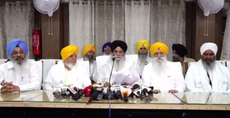 ਡੀਜ਼ਲ ਮਾਮਲੇ ਬਾਰੇ ਐਸਜਪੀਸੀ ਪ੍ਰਧਾਨ ਧਾਮੀ ਦਾ ਬਿਆਨ; ਸੇਵਾ ਨੂੰ ਅਕਾਲੀ ਦਲ ਨਾਲ ਜੋੜਣ ’ਤੇ ਚੁੱਕੇ ਸਵਾਲ; ਕਿਹਾ, ਲੋਕਾਂ ਦੀ ਮੰਗ ’ਤੇ ਕੀਤੀ ਸੀ ਡੀਜ਼ਲ ਦੀ ਸੇਵਾ