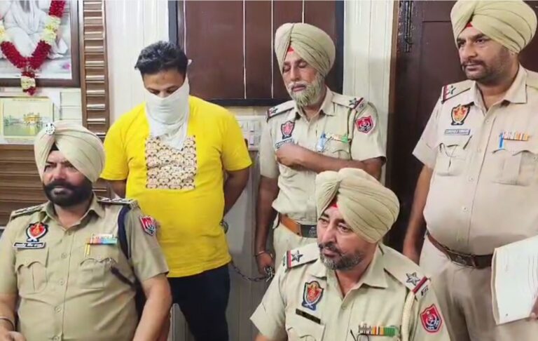 ਤਰਨ ਤਾਰਨ ਪੁਲਿਸ ਵੱਲੋਂ ਗੋਲੀ ਕਾਂਡ ਦਾ ਦੋਸ਼ੀ ਕਾਬੂ; ਮੁਲਜ਼ਮ ਪਿਸਤੌਲ ਸਮੇਤ ਕਾਬੂ ਕਰ ਕੇ ਜਾਂਚ ਆਰੰਭੀ