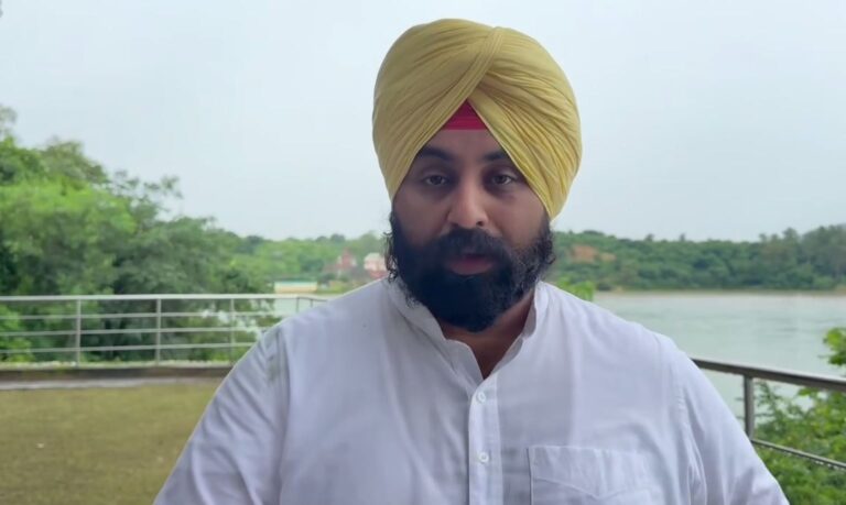 ਸਤਲੁਜ ਦਰਿਆ ’ਚ ਛੱਡਿਆ 10 ਹਜ਼ਾਰ ਕਿਊਂਸਕ ਹੋਰ ਪਾਣੀ; ਕੈਬਨਿਟ ਮੰਤਰੀ ਹਰਜੋਤ ਬੈਂਸ ਨੇ ਸਾਂਝਾ ਕੀਤੀ ਜਾਣਕਾਰੀ