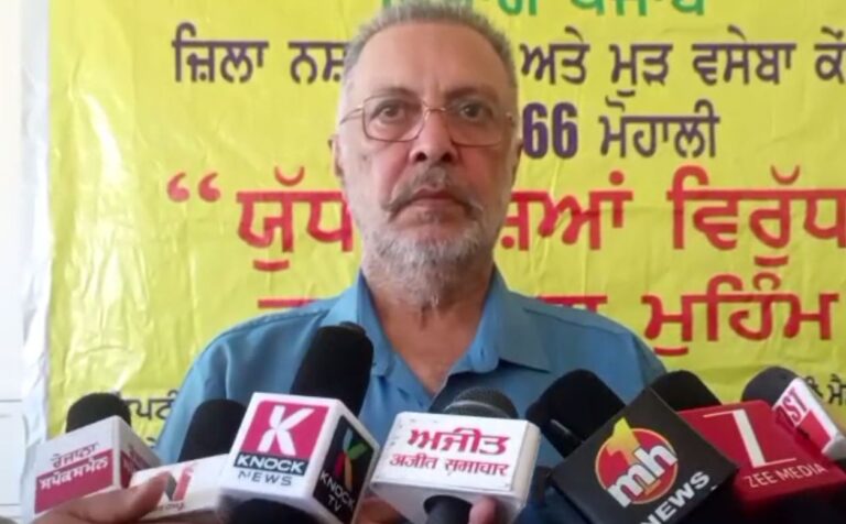 ਮੋਹਾਲੀ ਦੇ ਨਸ਼ਾ ਮੁਕਤੀ ਕੇਂਦਰ ਦਾ ਸਿਹਤ ਮੰਤਰੀ ਵੱਲੋਂ ਦੌਰਾ ਨੌਜਵਾਨਾਂ ਨੂੰ ਨਸ਼ੇ ਛੱਡਣ ਲਈ ਕੀਤਾ ਪ੍ਰੇਰਿਤ