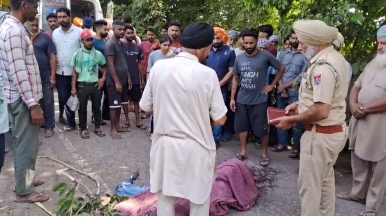 ਸਮਰਾਲਾ ਨੇੜੇ ਬੱਸ-ਮੋਟਰ ਸਾਈਕਲ ਟੱਕਰ ’ਚ ਮੌਤ; ਮੋਟਰਸਾਈਕਲ ਨੂੰ 50 ਮੀਟਰ ਤਕ ਲੈ ਗਈ ਬੱਸ; ਮੋਟਰ ਸਾਈਕਲ ਨੂੰ ਲੱਗੀ ਅੱਗ, ਪੁਲਿਸ ਕਰ ਰਹੀ ਜਾਂਚ