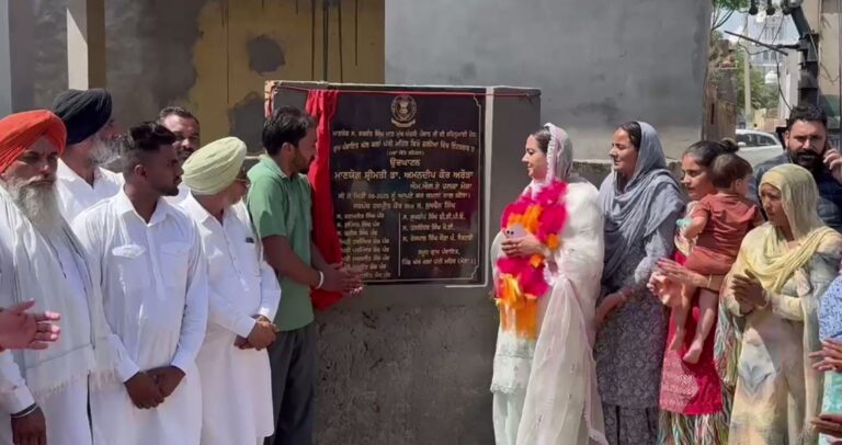 ਮੋਗਾ ਵਿਖੇ ਵਿਧਾਇਕਾ ਅਰੋੜਾ ਨੇ ਸ਼ੁਰੂ ਕਰਵਾਏ ਵਿਕਾਸ ਕੰਮ;  ਹਲਕੇ ਦੇ ਪਿੰਡਾਂ ਦੀ ਨੁਹਾਰ ਬਦਲਣ ਦਾ ਐਲਾਨ