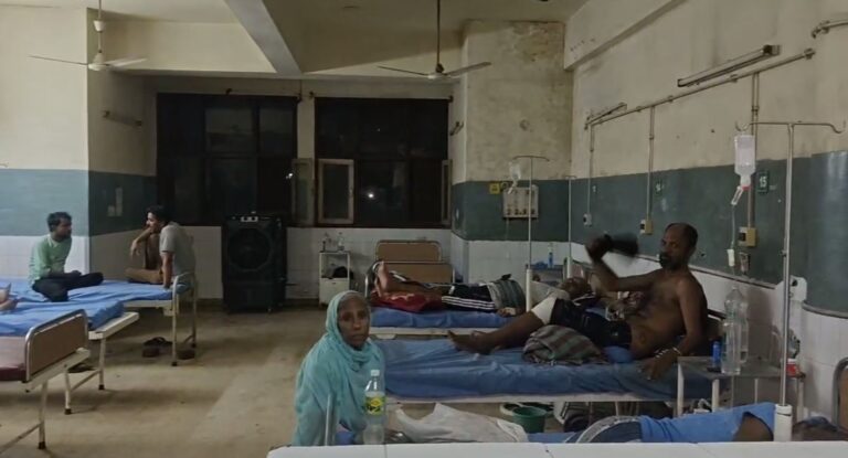 ਜਲੰਧਰ ਸਿਵਲ ਹਸਪਤਾਲ ’ਚ ਛਾਇਆ ਹਨੇਰਾ; 10 ਘੰਟਿਆਂ ਤਕ ਬੱਤੀ ਗੁੱਲ ਹੋਣ ਤੋਂ ਮਰੀਜ਼ ਪ੍ਰੇਸ਼ਾਨ