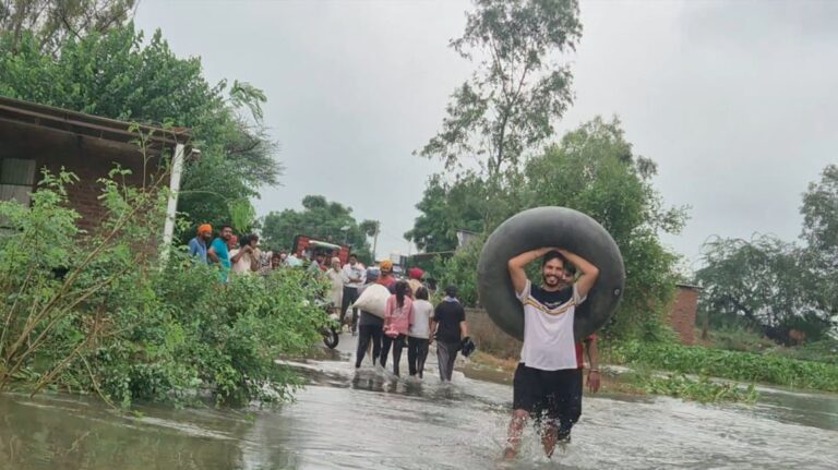 ਫਿਰੋਜ਼ਪੁਰ ਦੇ ਪੰਜ ਦਰਜਨ ਤੋਂ ਵਧੇਰੇ ਪਿੰਡ ਪਾਣੀ ਦੀ ਮਾਰ ਥੱਲੇ; ਸਰਕਾਰ ਦੇ ਨੁਮਾਇੰਦੇ ਸਿਰਫ਼ ਫੋਟੋਆਂ ਖਿਚਾਉਣ ਤੱਕ ਹੀ ਸੀਮਤ; ਸਤਲੁਜ ਦਰਿਆ ਨੂੰ ਦਿੱਤਾ ਜਾਵੇ ਨਹਿਰੀ ਰੂਪ : ਫੱਤੇਵਾਲਾ