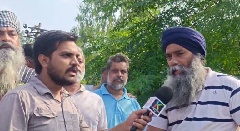 ਜਲੰਧਰ ਦੇ ਕੈਂਟ ਇਲਾਕੇ ’ਚ ਚਿੱਟੀ ਵੇਈਂ ਦੀ ਮਾਰ; ਓਵਰਫਲੋਅ ਹੋ ਕੇ ਲੋਕਾਂ ਦੇ ਘਰਾਂ ਅੰਦਰ ਵੜਿਆ ਪਾਣੀ