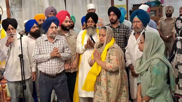 ਫਰੀਦਕੋਟ ਵਿਖੇ 56ਵਾਂ ਸੇਖ ਫਰੀਦ ਆਗਮਨ ਪੁਰਬ ਸ਼ੁਰੂ; ਗੁਰਦੁਆਰਾ ਟਿੱਬਾ ਬਾਬਾ ਫਰੀਦ ਜੀ ਤੋਂ ਹੋਈ ਸ਼ੁਰੂਆਤ