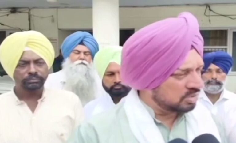 ਨਾਭਾ ਬੀਡੀਪੀਓ ਵੱਲੋਂ ਪੰਚਾਇਤ ਸਕੱਤਰਾਂ ਦੀ ਸ਼ਿਕਾਇਤ; ਗਰਾਟਾਂ ਦੀ ਵਰਤੋਂ ਦਾ ਰਿਕਾਰਡ ਨਾ ਦੇਣ ਦੇ ਇਲਜ਼ਾਮ; ਵਿਧਾਇਕ ਵੱਲੋਂ ਕਾਰਵਾਈ ਦੀ ਚਿਤਾਵਨੀ