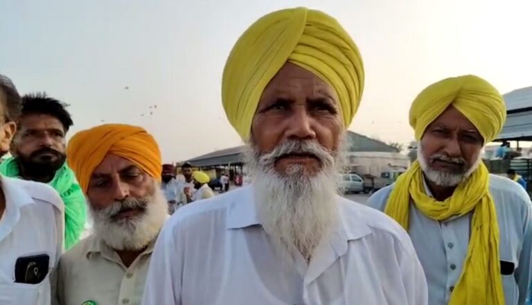 ਫਾਜਿਲਕਾ ’ਚ ਬੀਕੇਯੂ ਉਗਰਾਹਾ ਨੇ ਵੰਡੀ ਕਣਕ; 100 ਟਰਾਲੀਆਂ ਕਣਕ ਲੈ ਕੇ ਪਹੁੰਚੇ ਕਿਸਾਨ; 38 ਪਿੰਡਾਂ ’ਚ ਵੰਡੀ ਜਾਵੇਗੀ 9 ਹਜ਼ਾਰ ਬੋਰੀ ਕਣਕ