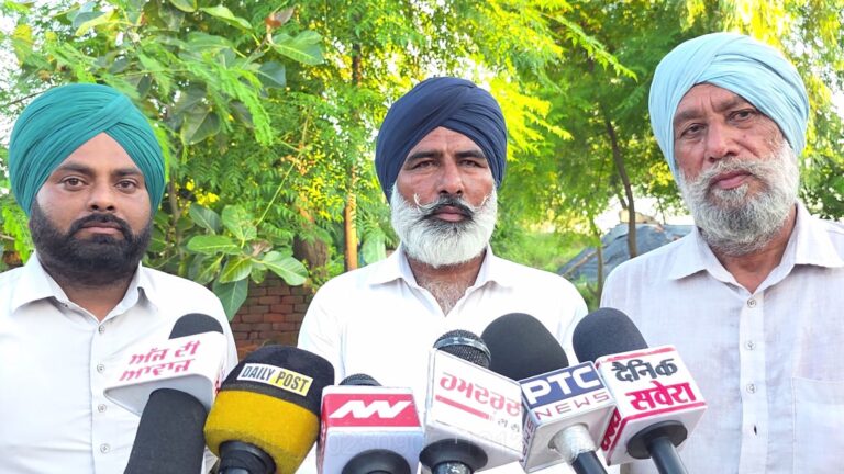 ਮੁਕਤਸਰ ਦੇ ਪਿੰਡ ਵੰਗਲ ’ਚ ਡਿੱਗੀ ਘਰ ਦੀ ਛੱਤ; ਜਾਨੀ ਨੁਕਸਾਨ ਤੋਂ ਬਚਾਅ, ਬਰਬਾਦ ਹੋਇਆ ਸਾਮਾਨ ਖਸਤਾ ਹਾਲ ਸੀ 26 ਸਾਲ ਪਹਿਲਾਂ ਬਣਿਆ ਮਕਾਨ