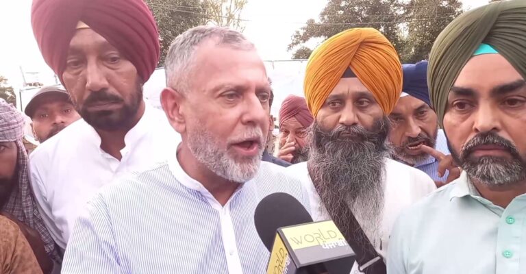 ਸੁਖਵਿੰਦਰ ਕਲਕੱਤਾ ਦੇ ਪਰਿਵਾਰ ਨੂੰ ਮਿਲੇ ਅਰਵਿੰਦ ਖੰਨਾ; ਧਰਨੇ ’ਚ ਸ਼ਾਮਲ ਹੋ ਕੇ ਪ੍ਰਗਟਾਇਆ ਦੁੱਖ; ਜਾਂਚ ਸੀਬੀਆਈ ਹਵਾਲੇ ਕਰਨ ਦੀ ਮੰਗ