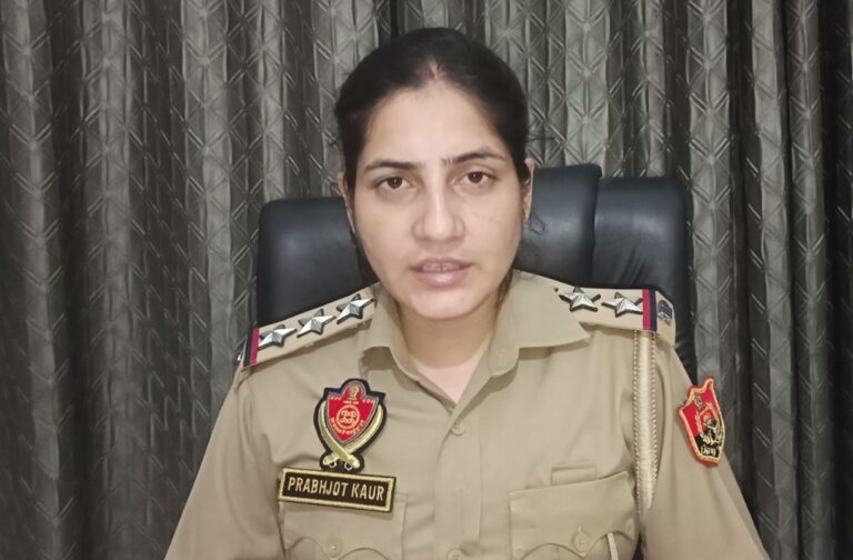 ਕਪੂਰਥਲਾ ’ਚ ਜ਼ਮੀਨੀ ਵਿਵਾਦ ਨੂੰ ਲੈ ਕੇ ਲੜਾਈ; ਝੜਪ ਦੌਰਾਨ ਹੋਈ ਭੰਨਤੋੜ ਤੇ ਅਗਜਨੀ; ਤਸਵੀਰਾਂ ਵਾਇਰਲ, ਪੁਲਿਸ ਕਰ ਰਹੀ ਜਾਂਚ