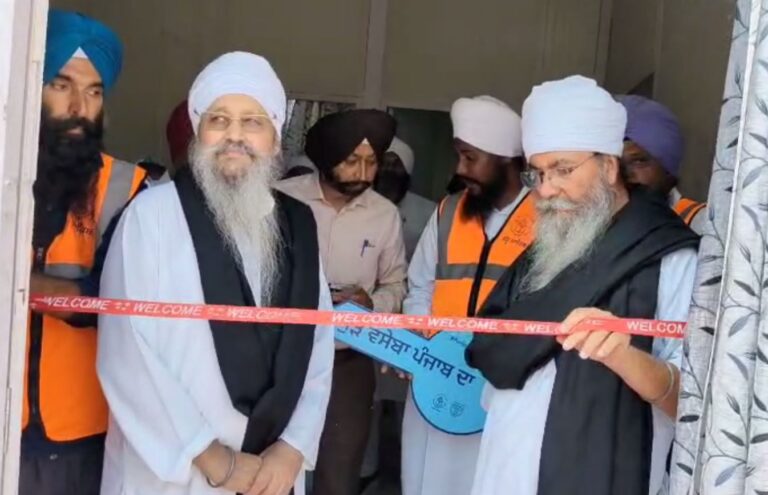 ਕਲਗੀਧਰ ਟਰੱਸਟ ਵੱਲੋਂ ਹੜ੍ਹ ਪੀੜਤਾਂ ਲਈ ਨੇਕ ਉਪਰਾਲਾ; ਮੁੜ ਵਸੇਬਾ ਤਹਿਤ 24 ਘੰਟਿਆਂ ‘ਚ ਤਿਆਰ ਕੀਤੇ ਘਰ
