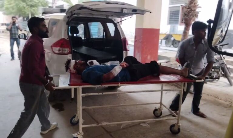 ਮੁਕਤਸਰ ’ਚ ਦੋ ਧਿਰਾਂ ਵਿਚਾਲੇ ਲੜਾਈ; 2 ਨੌਜਵਾਨਾਂ ਦੇ ਲੱਗੀਆਂ ਗੰਭੀਰ ਸੱਟਾਂ; ਹਸਪਤਾਲ ’ਚ ਦਾਖਲ, ਪੁਲਿਸ ਕਰ ਰਹੀ ਜਾਂਚ