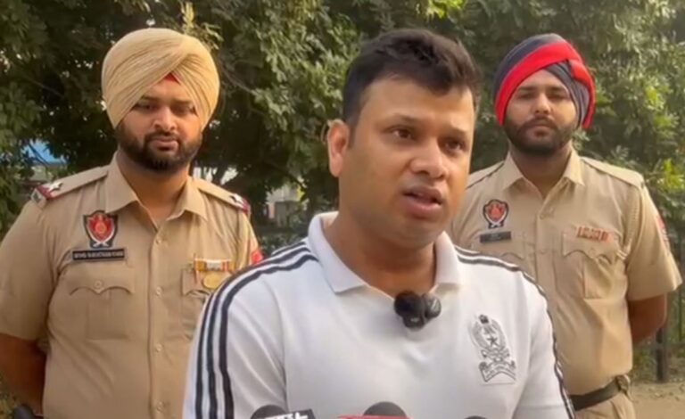 ਬਰਨਾਲਾ ’ਚ ਐਸਐਸਪੀ ਦੀ ਅਗਵਾਈ ਹੇਠ ਮੈਰਾਥਨ ਦੌੜ; ਪੰਜ ਕਿਲੋਮੀਟਰ ਦੌੜ ’ਚ ਵਿਦਿਆਰਥੀਆਂ ਨੇ ਕੀਤੀ ਸ਼ਿਰਕਤ