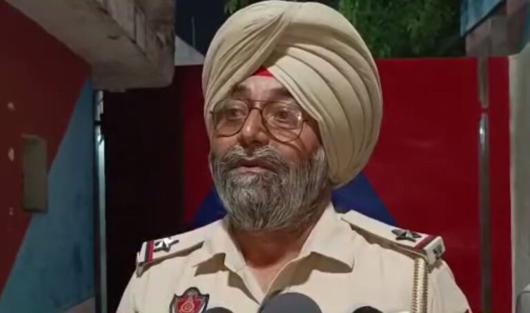 ਅੰਮ੍ਰਿਤਸਰ ਪੁਲਿਸ ਵੱਲੋਂ ਦੋ ਨਸ਼ਾ ਤਸਕਰ ਕਾਬੂ; ਧਾਰਮਿਕ ਬਾਣੇ ਦੀ ਆੜ ਹੇਠਾਂ ਕਰਦੇ ਸੀ ਤਸਕਰ