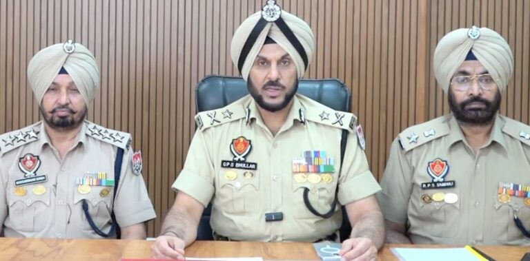 ਅੰਮ੍ਰਿਤਸਰ ਪੁਲਿਸ ਵੱਲੋਂ ਨਸ਼ਾ ਤਸਕਰੀ ਰੈਕੇਟ ਬੇਨਕਾਬ; 3 ਕਿੱਲੋ ਤੋਂ ਵੱਧ ਹੈਰੋਇਨ ਸਮੇਤ 5 ਜਣੇ ਗ੍ਰਿਫਤਾਰ