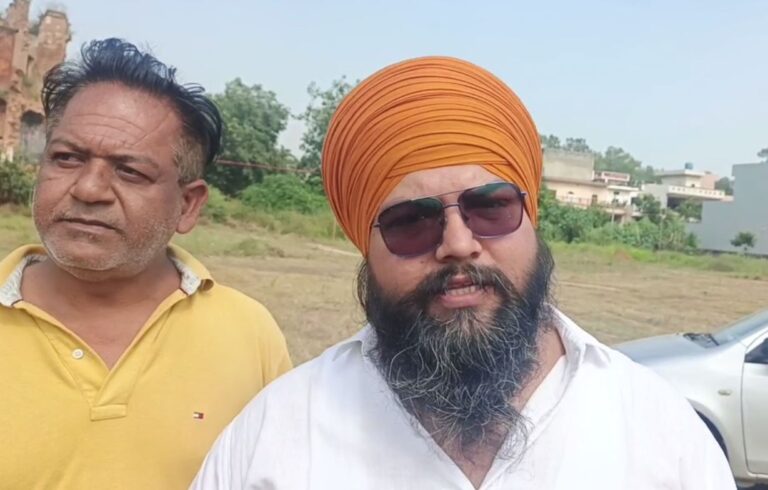 ਕਪੂਰਥਲਾ ’ਚ ਪਟਾਕਾ ਦੁਕਾਨਾਂ ਨੂੰ ਲੈ ਕੇ ਵਿਵਾਦ; ਲੋਕਾਂ ਨੇ ਪਟਾਕਿਆਂ ਲਈ ਤੈਅ ਥਾਂ ਦਾ ਕੀਤਾ ਵਿਰੋਧ