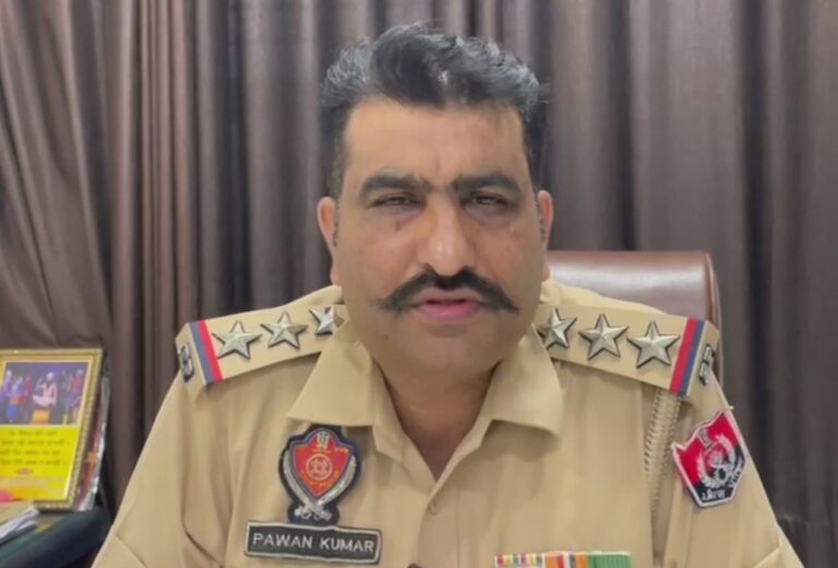 ਰੋਪੜ ਪੁਲਿਸ ਦਾ ਅਵਾਰਾ ਪਸ਼ੂਆਂ ਖਿਲਾਫ ਐਕਸ਼ਨ; ਪਸ਼ੂ ਛੱਡਣ ਵਾਲੇ ਸਖਸ਼ ਖਿਲਾਫ ਐਫਆਈਆਰ ਦਰਜ; ਗਾਂ ਦੇ ਕੰਨ ’ਚ ਲੱਗੇ ਟੈਗ ਤੋਂ ਕੀਤੀ ਮਾਲਕ ਦੀ ਪਛਾਣ