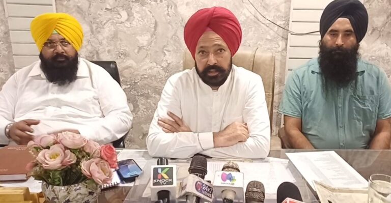 ਰੇਲ ਡੱਬੇ ਨੂੰ ਅੱਗ ਬਾਰੇ ਵਿਧਾਇਕ ਦਾ ਬਿਆਨ; ਯਾਤਰੀਆਂ ਦੇ ਨੁਕਸਾਨ ਦੀ ਭਰਪਾਈ ਦੀ ਮੰਗ