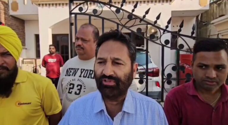 ਗੁਰਦਾਸਪੁਰ ’ਚ ਨਿੱਜੀ ਹਸਪਤਾਲ ’ਤੇ ਫਾਇਰਿੰਗ;  ਫਿਰੌਤੀ ਦੀ ਮੰਗ ਨੂੰ ਲੈ ਕੇ ਚਲਾਈਆਂ ਗੋਲੀਆਂ