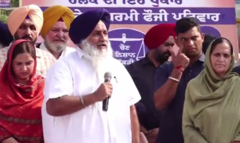 ਤਰਨ ਤਾਰਨ ਪੁਲਿਸ ਖਿਲਾਫ ਅਕਾਲੀ ਦਲ ਦਾ ਧਰਨਾ; ਅਕਾਲੀ ਵਰਕਰਾਂ ਨੂੰ ਬੇਵਜ੍ਹਾ ਪ੍ਰੇਸ਼ਾਨ ਕਰਨ ਦੇ ਇਲਜਾਮ