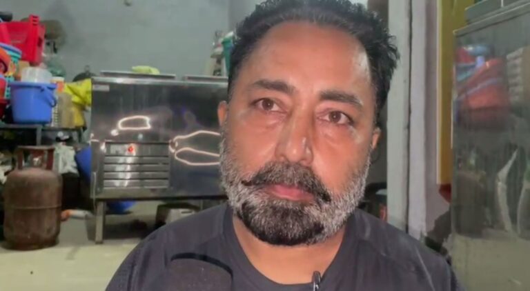 ਫਗਵਾੜਾ ’ਚ ਸਰਪੰਚ ਦੀ ਦੁਕਾਨ ’ਤੇ ਫਾਇਰਿੰਗ; ਦੁਕਾਨ ’ਤੇ ਗੋਲੀਆਂ ਚਲਾ ਕੇ ਹਮਲਾਵਰ ਫਰਾਰ; ਘਟਨਾ ਸੀਸੀਟੀਵੀ ’ਚ ਕੈਦ, ਪੁਲਿਸ ਕਰ ਰਹੀ ਜਾਂਚ