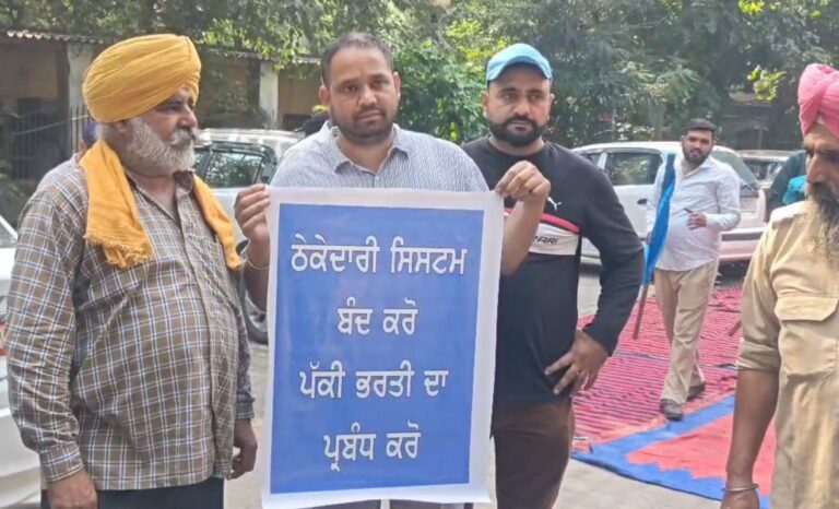 ਜਲੰਧਰ ’ਚ ਰੋਡਵੇਜ ਕਾਮਿਆਂ ਦਾ ਪ੍ਰਦਰਸ਼ਨ; ਧਰਨਾ ਲਾ ਕੇ ਰਾਸ਼ਟਰੀ ਰਾਜ ਮਾਰਗ ਕੀਤਾ ਜਾਮ