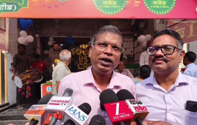 ਬਠਿੰਡਾ ’ਚ ਨਿਕਲਿਆ ਦਿਵਾਲੀ ਬੰਪਰ ਦਾ ਪਹਿਲਾ ਇਨਾਮ; ਬਠਿੰਡਾ ਤੋਂ ਖਰੀਦੀ ਗਈ ਸੀ 11 ਕਰੋੜ ਇਨਾਮ ਦੀ ਟਿਕਟ; ਟਿਕਟ ਵਿਕਰੇਤਾ ਵੱਲੋਂ ਟਿਕਟ ਖਰੀਦਦਾਰ ਦੀ ਭਾਲ