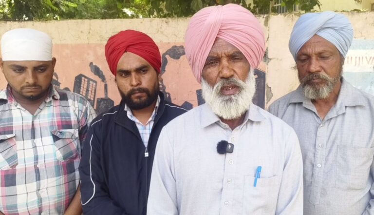 ਬਰਨਾਲਾ ’ਚ ਨੌਜਵਾਨ ਦੀ ਭੇਦਭਰੀ ਹਾਲਤ ’ਚ ਮੌਤ; ਗਲਤ ਦਵਾਈ ਲੈਣ ਕਾਰਨ ਮੌਤ ਹੋਣ ਦਾ ਸ਼ੱਕ; ਮਾਨਸਿਕ ਤੌਰ ਤੇ ਪ੍ਰੇਸ਼ਾਨ ਦੱਸਿਆ ਜਾ ਰਿਹਾ ਮ੍ਰਿਤਕ