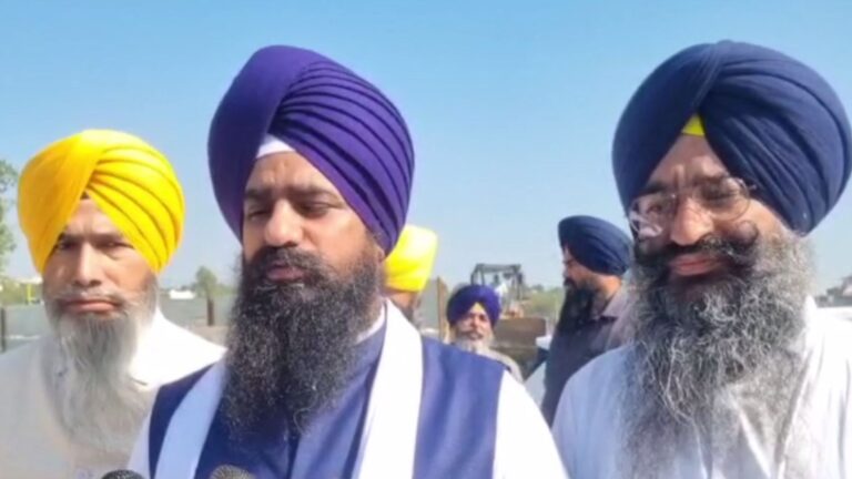 ਸਰਕਾਰ ਦੇ ਸ਼ਤਾਬਦੀ ਸਮਾਰੋਹਾਂ ਤੋਂ ਜਥੇਦਾਰ ਨਾਰਾਜ਼; ਧਾਰਮਿਕ ਸਮਾਗਮਾਂ ’ਚ ਸਰਕਾਰੀ ਦਖ਼ਲ ਨੂੰ ਦੱਸਿਆ ਗਲਤ