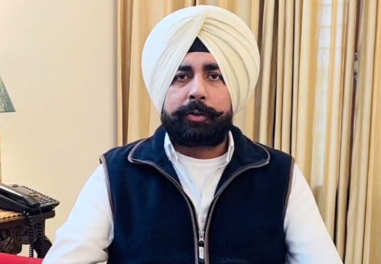 ਅਕਾਲੀ ਦਲ ਨੇ ਟਰਾਲੀ ਚੋਰੀ ਮਾਮਲੇ ’ਚ ਘੇਰੀ ਸਰਕਾਰ; ਸਰਕਾਰੀ ਮਕਾਨ ’ਚੋਂ ਮਿਲੇ ਸਮਾਨ ‘ਤੇ ਚੁੱਕੇ ਸਵਾਲ; ਟਰਾਲੀ ਚੋਰਾਂ ਖਿਲਾਫ਼ ਨਿਰਪੱਖ ਜਾਂਚ ਦੀ ਕੀਤੀ ਮੰਗ