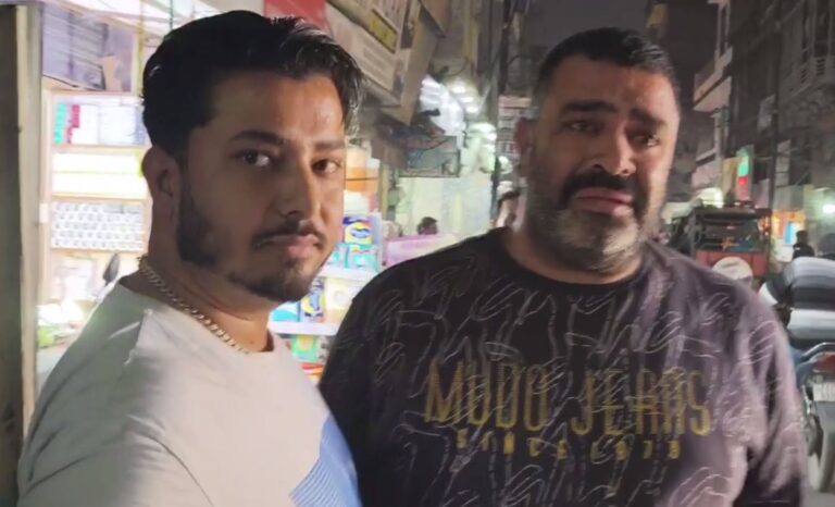 ਅੰਮ੍ਰਿਤਸਰ ’ਚ ਤਾਰ ਤਾਰ ਹੋਇਆ ਵਿਆਹ ਦਾ ਪਵਿੱਤਰ ਰਿਸ਼ਤਾ; ਹੋਟਲ ’ਚ ਛਾਪਾ ਮਾਰ ਕੇ ਗੈਰ-ਮਰਦ ਨਾਲ ਫੜੀ ਪਤਨੀ; ਮੌਕੇ ’ਤੇ ਬੁਲਾਈ ਪੁਲਿਸ ਤੇ ਪੇਕਾ ਪਰਿਵਾਰ