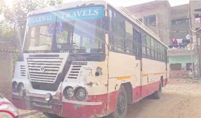 ਅਬੋਹਰ ਪੁਲਿਸ ਨੇ ਲੱਭੀ ਗੁਆਚੀ ਬੱਸ; ਬੀਤੇ ਦਿਨ ਬੱਸ ਅੱਡੇ ਹੋਈ ਸੀ ਚੋਰੀ; ਪੁਲਿਸ  ਨੇ ਕੁੱਝ ਘੰਟਿਆਂ ਅੰਦਰ ਕੀਤਾ ਬਰਾਮਦ