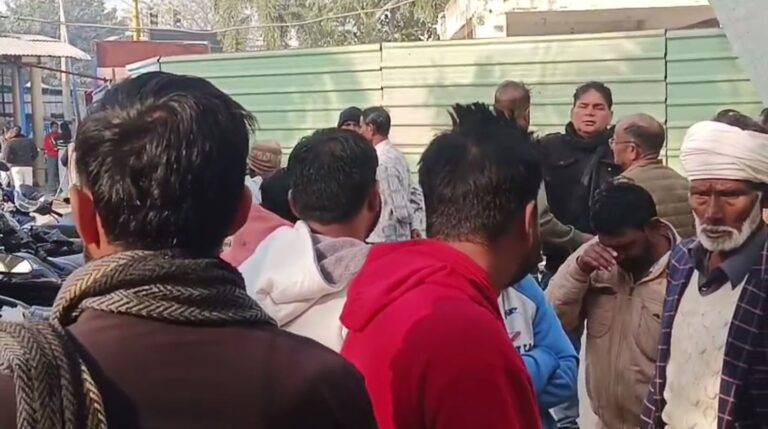 ਹੁਸ਼ਿਆਰਪੁਰ ’ਚ ਐਕਟਿਵਾ ਸਵਾਰ ਮਾਂ ਤੇ ਬੱਚਿਆਂ ਨਾਲ ਹਾਦਸਾ; ਬੱਚਿਆਂ ਨੂੰ ਸਕੂਲ ਛੱਡਣ ਜਾਣ ਦੌਰਾਨ ਬੱਸ ਨੇ ਮਾਰੀ ਟੱਕਰ