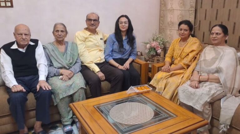 ਬਟਾਲਾ ਦੀ ਧੀ ਨੇ ਵਧਾਇਆ ਮਾਪਿਆਂ ਦਾ ਮਾਣ; ਸੀਏ ਦੇ ਨਤੀਜਿਆਂ ’ਚ ਹਾਸਲ ਕੀਤਾ 10ਵਾਂ ਸਥਾਨ; ਵਧਾਈਆਂ ਦੇਣ ਵਾਲਿਆਂ ਦਾ ਲੱਗਿਆ ਤਾਂਤਾ