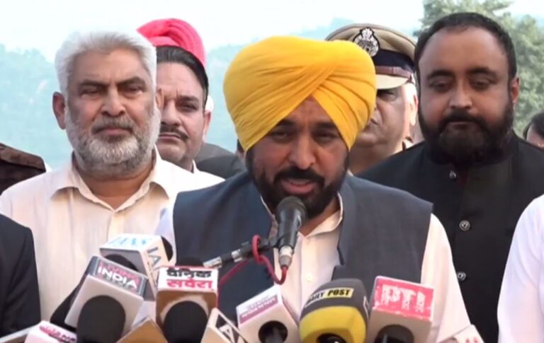 ਪਠਾਨਕੋਟ ਵਾਸੀਆਂ ਨੂੰ ਮੁੱਖ ਮੰਤਰੀ ਮਾਨ ਦਾ ਤੋਹਫਾ; ਸ਼ਾਹਪੁਰ ਕੰਡੀ ਡੈਮ ਦੇ ਮੁੱਖ ਬੰਨ੍ਹ ਦਾ ਉਦਘਾਟਨ