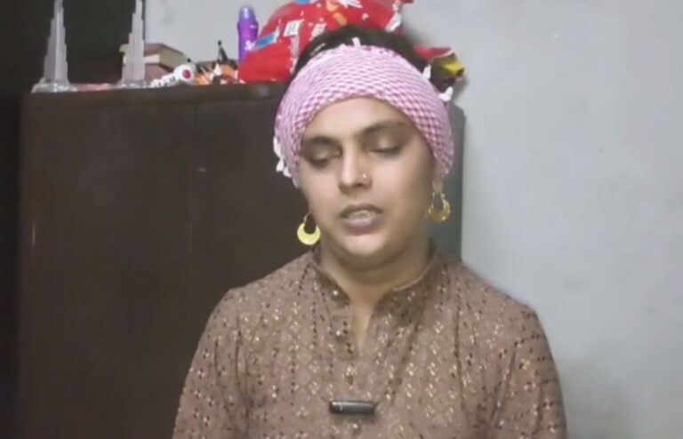 ਮੋਗਾ ਦੇ ਬਾਬਾ ਸ਼ਿਵਮ ਨਾਥ ਮਹੰਤ ਦਾ ਸਪੱਸ਼ਟੀਕਰਨ; ਆਕਸੀਜਨ ਉਤਾਰਨ ਦੀ ਵਾਇਰਲ ਹੋਈ ਸੀ ਵੀਡੀਓ; ਡਾਕਟਰ ਨੇ ਘਟਨਾ ਨੂੰ ਮਰੀਜ਼ ਲਈ ਦੱਸਿਆ ਖਤਰਨਾਕ