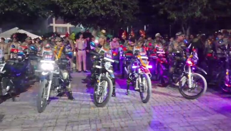 ਗੁਰਦਾਸਪੁਰ ਵਿਖੇ ਪਹੁੰਚੀ BSF ਦੀ ਮੋਟਰ ਸਾਈਕਲ ਰੈਲੀ; ਡੀਆਈਜੀ ਸਮੇਤ ਅਹਿਮ ਹਸਤੀਆਂ ਵੱਲੋਂ ਸ਼ਾਨਦਾਰ ਸਵਾਗਤ