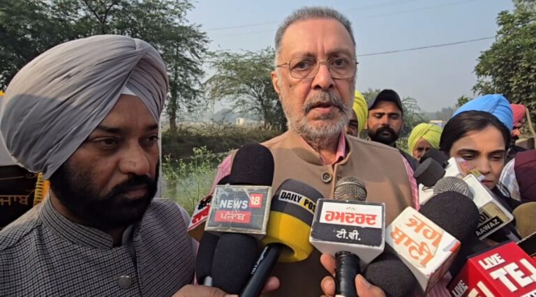 ਨਾਭਾ ਪਹੁੰਚੇ ਸਿਹਤ ਮੰਤਰੀ ਦੀ ਭ੍ਰਿਸ਼ਟ ਅਫ਼ਸਰਾਂ ਨੂੰ ਚਿਤਾਵਨੀ; ਗ਼ਲਤ ਆਦਤਾਂ ਛੱਡ ਇਮਾਨਦਾਰੀ ਨਾਲ ਕੰਮ ਕਰਨ ਦੀ ਸਲਾਹ