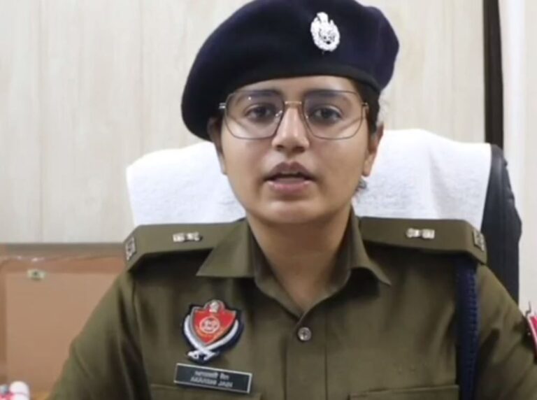 ਜਲੰਧਰ ਪੁਲਿਸ ਵੱਲੋਂ ਨਾਬਾਲਿਗ ਲੜਕੀਆਂ ਬਰਾਮਦ; ਜੰਮੂ ਕਸ਼ਮੀਰ ਤੋਂ ਬਰਾਮਦ ਹੋਈਆਂ ਦੋਵੇਂ ਲੜਕੀਆਂ