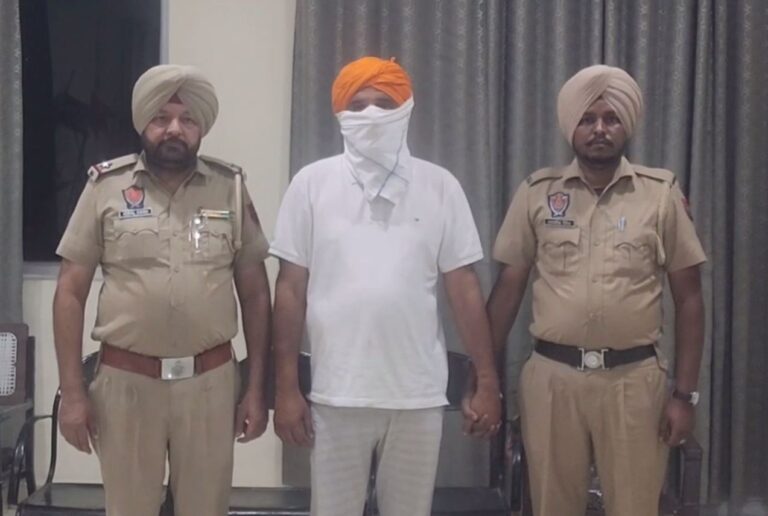 ਮੁਕਤਸਰ ਪੁਲਿਸ ਵੱਲੋਂ ਗੋਲੀਕਾਂਡ ਦਾ ਮੁਲਜ਼ਮ ਕਾਬੂ; ਮੰਡੀ ਬਰੀਵਾਲਾ ’ਚ ਦੋ ਜਣਿਆਂ ’ਤੇ ਚਲਾਈ ਸੀ ਗੋਲੀ