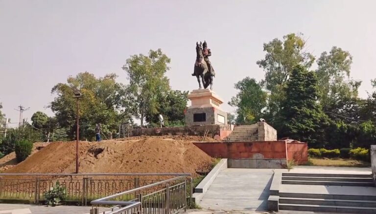 ਅੰਮ੍ਰਿਤਸਰ ’ਚ ਮਨਾਇਆ ਮਹਾਰਾਜਾ ਰਣਜੀਤ ਸਿੰਘ ਦਾ ਜਨਮ ਦਿਹਾੜਾ; ਕੰਪਨੀ ਬਾਗ ਵਿਖੇ ਬਣੀ ਯਾਦਗਾਰ ਵਿਖੇ ਕਰਵਾਇਆ ਸਮਾਗਮ