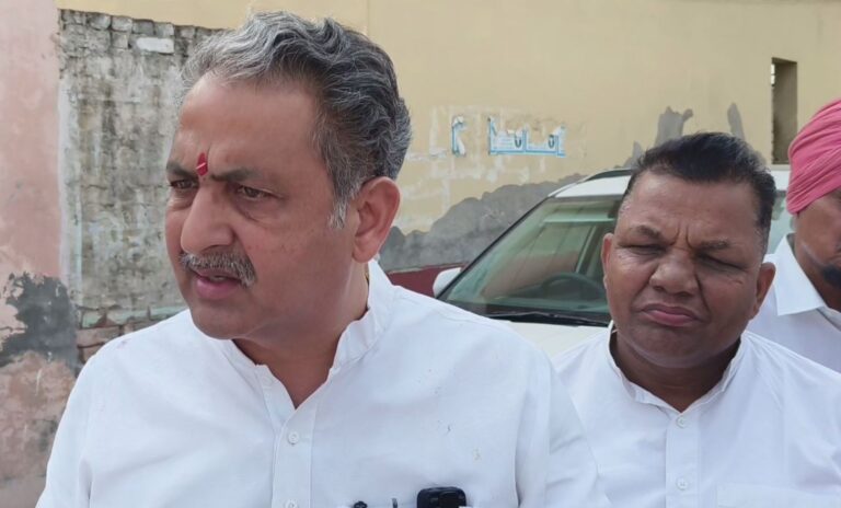 ਸੰਗਰੂਰ ਪਹੁੰਚੇ ਵਿਜੈਇੰਦਰ ਸਿੰਗਲਾ ਨੇ ਘੇਰੀ ਸਰਕਾਰ; ਗੰਦਗੀ ਤੇ ਸੀਵਰੇਜ ਸਮੱਸਿਆ ’ਤੇ ਚੁੱਕੇ ਸਵਾਲ