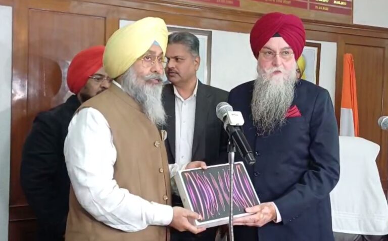 ਤਰਨ ਤਾਰਨ ਤੋਂ ਨਵ-ਨਿਯੁਕਤ ਵਿਧਾਇਕ ਨੇ ਚੁੱਕੀ ਸਹੁੰ ਜ਼ਿਮਨੀ ਚੋਣ ਦੌਰਾਨ ਦਰਜ ਕੀਤੀ ਸੀ ਸ਼ਾਨਦਾਰ ਜਿੱਤ