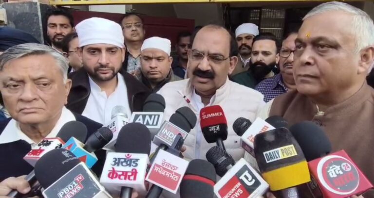 ਜਲੰਧਰ  ’ਚ ਪੀੜਤ ਪਰਿਵਾਰ ਨੂੰ ਮਿਲੇ ਅਸ਼ਵਨੀ ਸ਼ਰਮਾ; ਬੱਚੀ ਦੇ ਮਾਪਿਆਂ ਨਾਲ ਸਾਂਝਾ ਕੀਤਾ ਦੁੱਖ