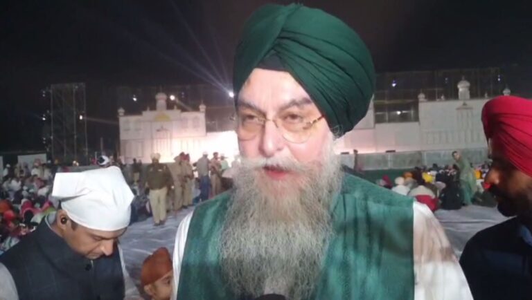 ਫਰੀਦਕੋਟ ਵਿਖੇ ਲਾਈਟ ਐਂਡ ਸਾਊਂਡ ਸ਼ੋਅ ਦੀ ਪੇਸ਼ਕਾਰੀ; ਪਤਵੰਤਿਆਂ ਸਮੇਤ ਵੱਡੀ ਗਿਣਤੀ ਸੰਗਤ ਨੇ ਆਨੰਦ ਮਾਣਿਆ; ਸਪੀਕਰ ਕੁਲਤਾਰ ਸੰਧਵਾਂ ਨੇ ਉਪਰਾਲੇ ਦੀ ਕੀਤੀ ਸ਼ਲਾਘਾ