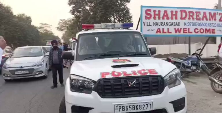 ਤਰਨ ਤਾਰਨ ਪੁਲਿਸ ਦੀ ਮੈਰਿਜ ਪੈਲੇਸ ’ਚ ਰੇਡ; ਸ਼ੱਕੀ ਦੀ ਪਛਾਣ ਲਈ ਕੀਤੀ ਚੈਕਿੰਗ