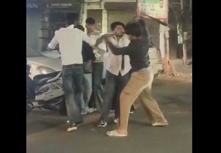 ਪਟਿਆਲਾ ’ਚ ਨੌਜਵਾਨਾਂ ਵੱਲੋਂ ਗੁੰਡਾਗਰਦੀ; ਹਥਿਆਰ ਲਹਿਰਾਉਣ ਦੀ ਵੀਡੀਓ ਵਾਇਰਲ